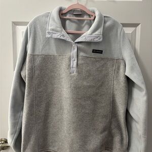 Columbia Light Gray Fleece Jacket